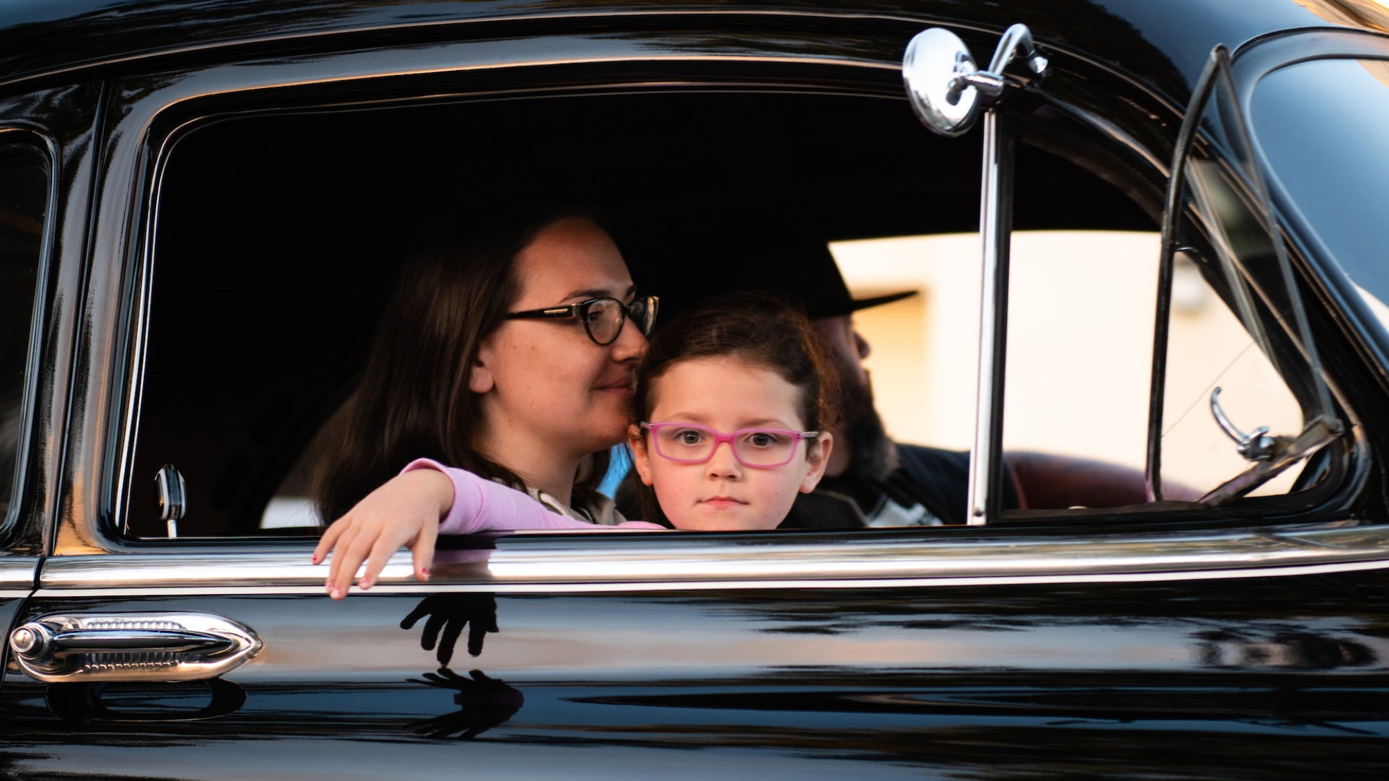 Family in truck for auto isnruance